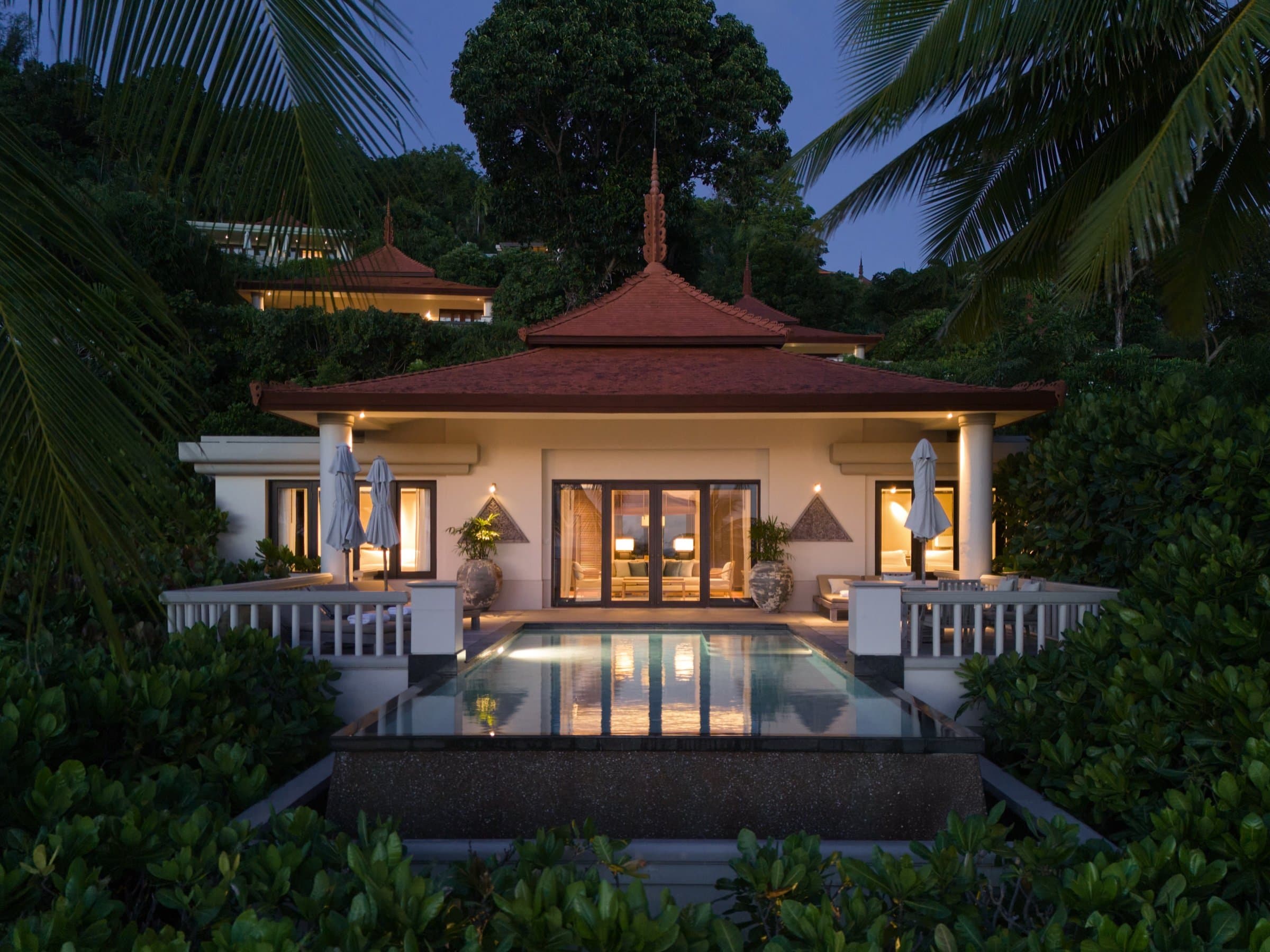 2 Bedroom Ocean Front Pool Villa 5
