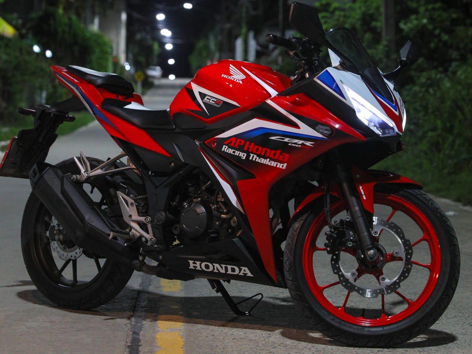 Honda CBR150R
