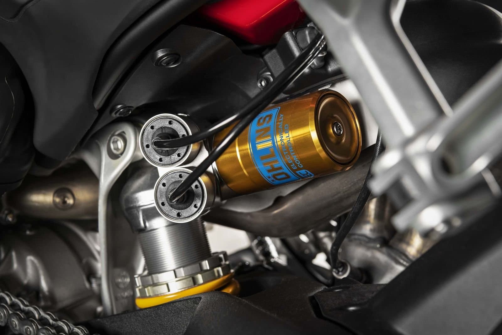Ducati Streetfighter V4S 5