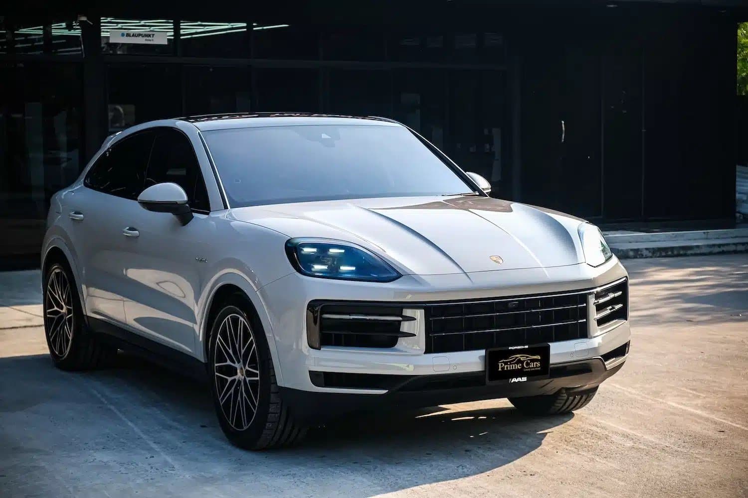 Porsche Cayenne Coupe 2