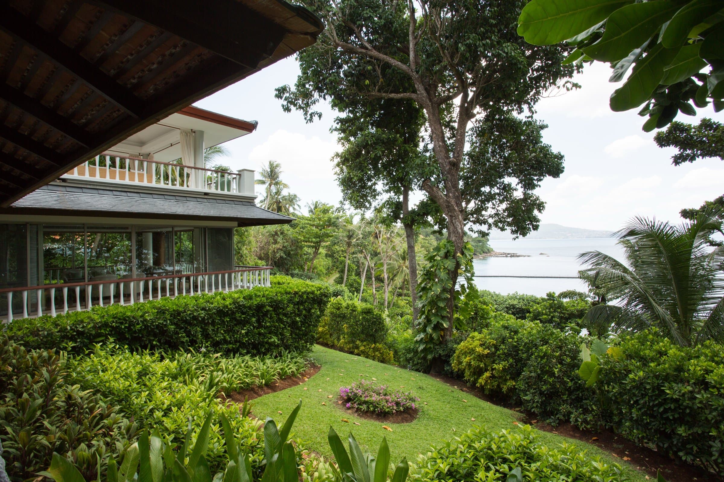 3-Bedroom Ocean Front Residence 5
