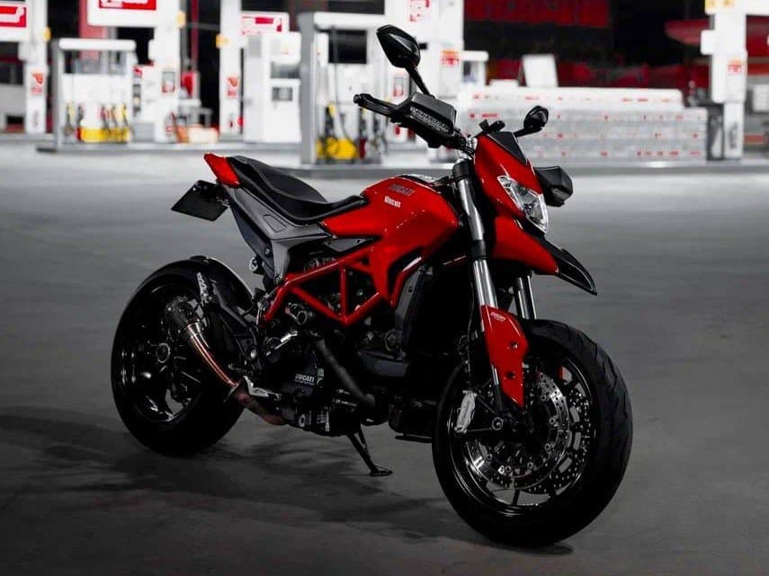 Ducati Hypermotard 939