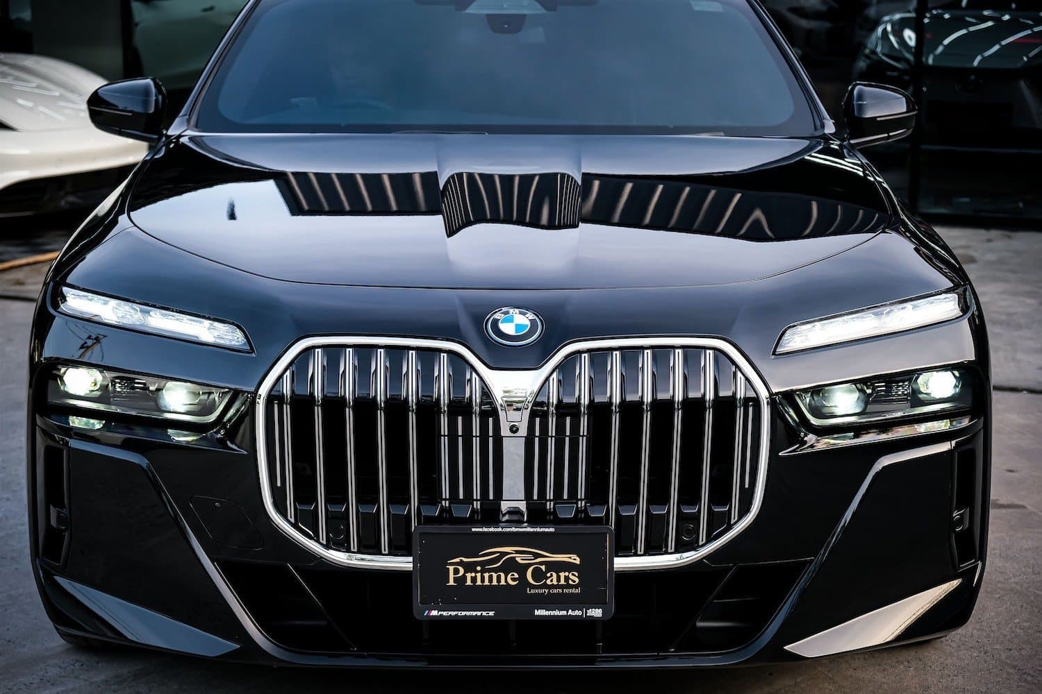 BMW 750e xDrive G70 3