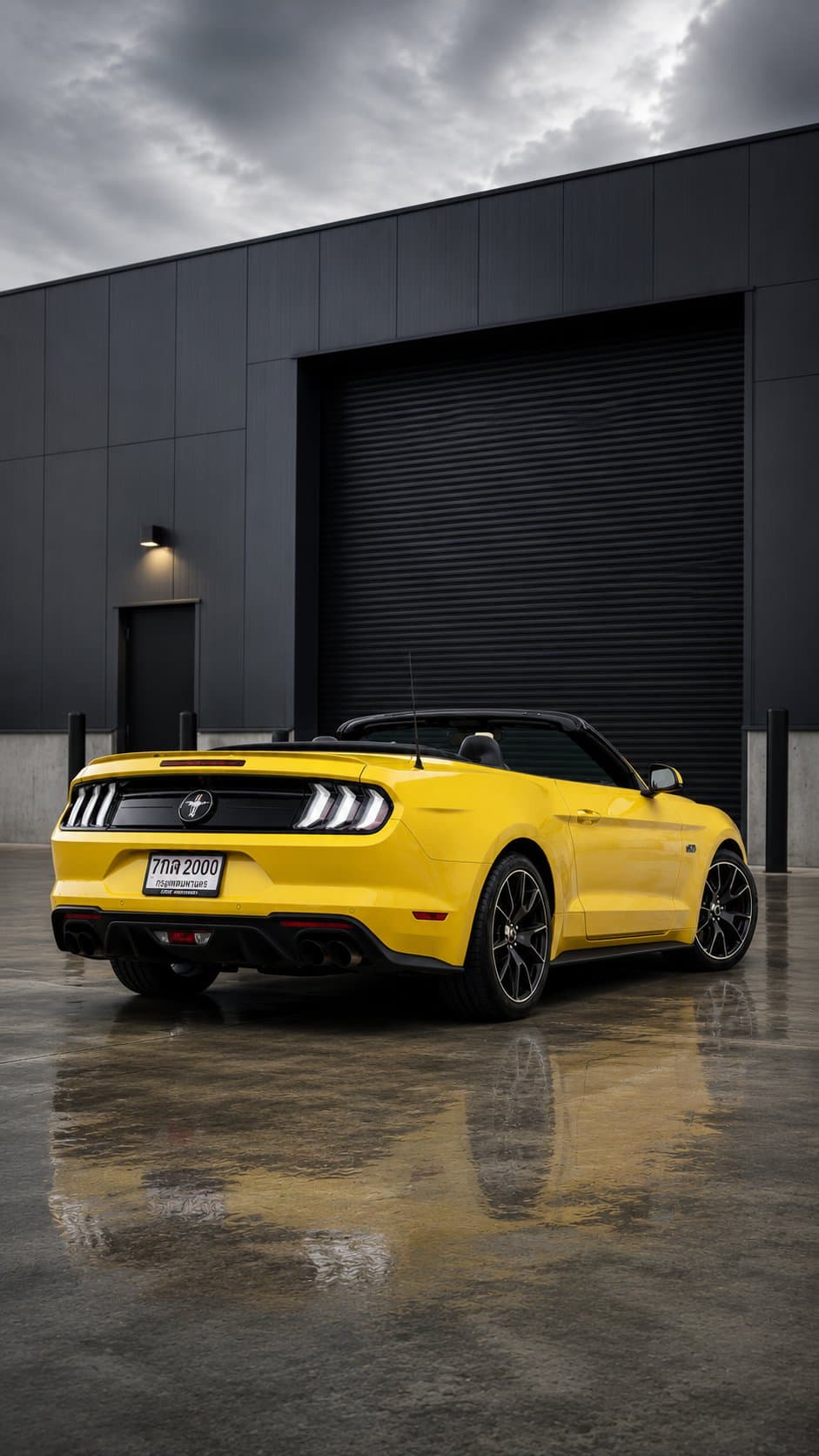 Ford Mustang Convertible 3