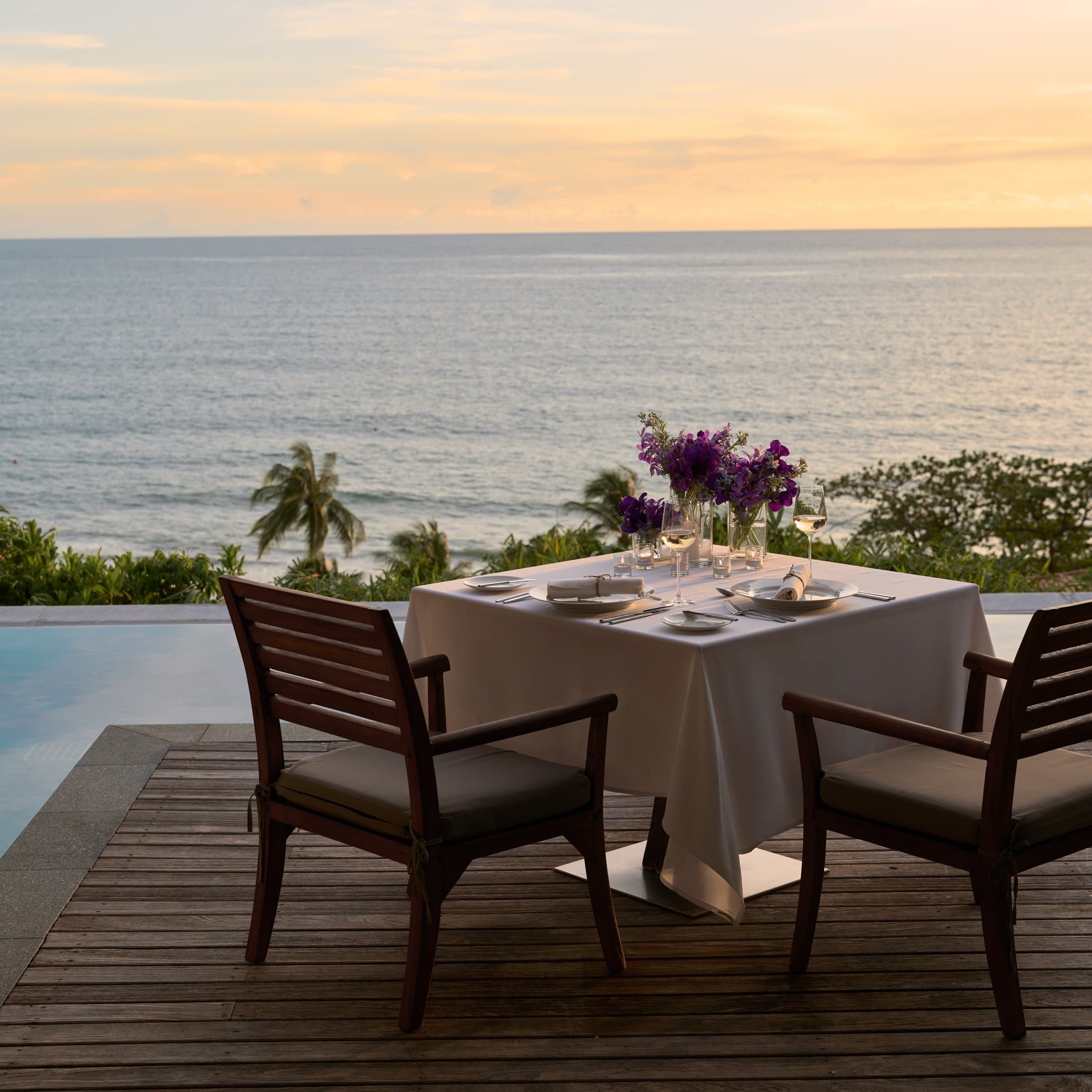 Signature Ocean View Pool Suite 5