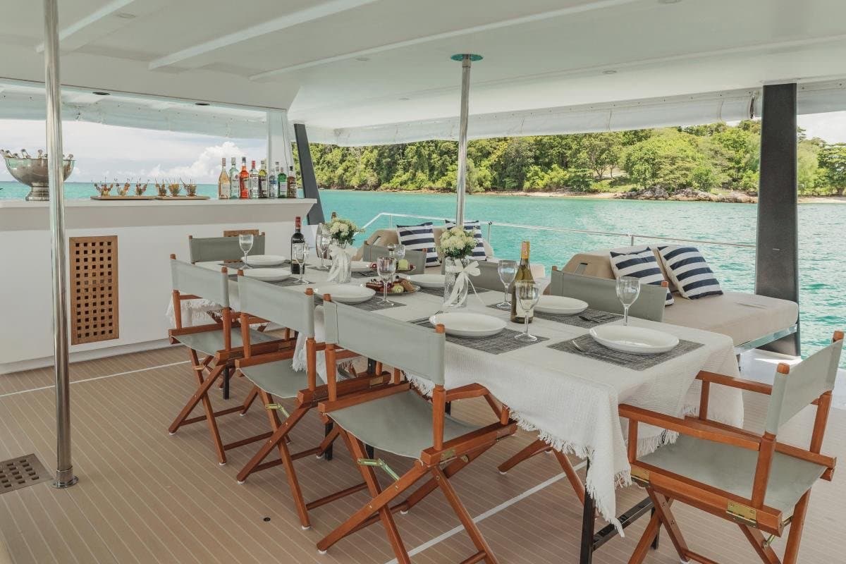 Sailing Beach Club 55ft Satisfaction 5