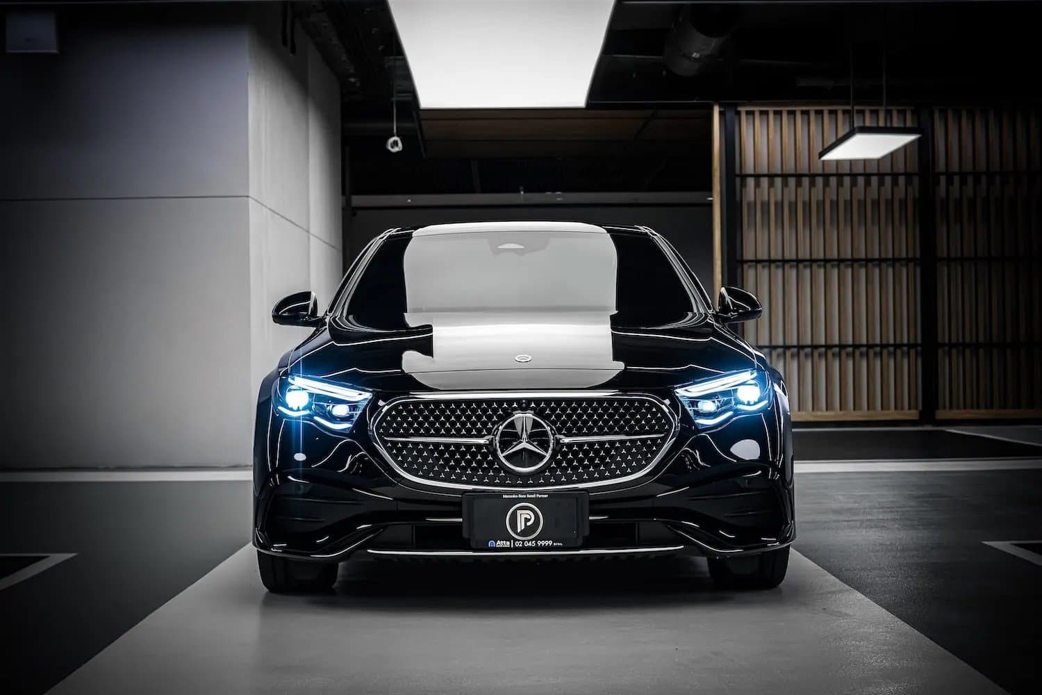 Mercedes-Benz E350e W214 AMG 2