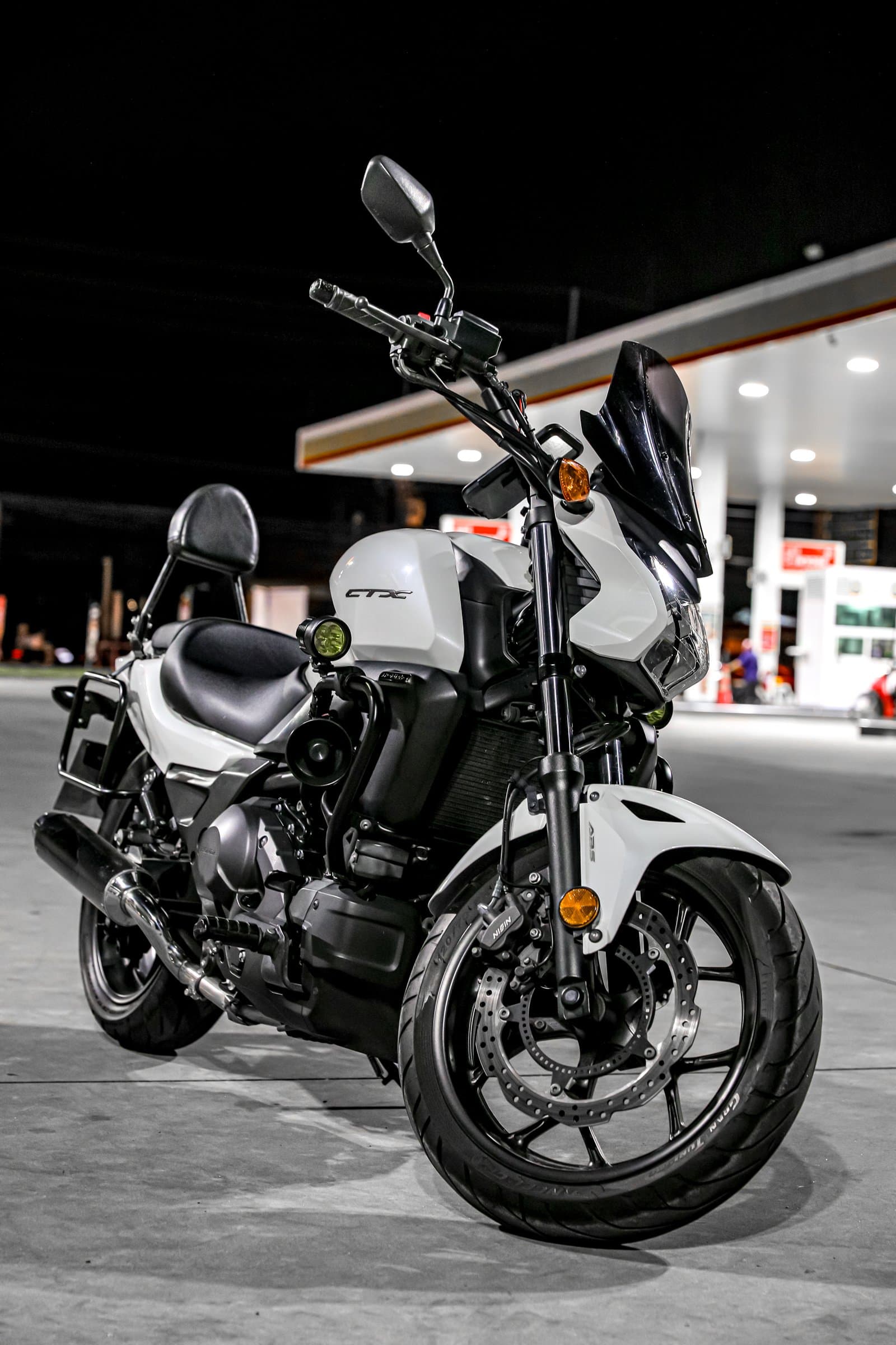 Honda CTX700 3