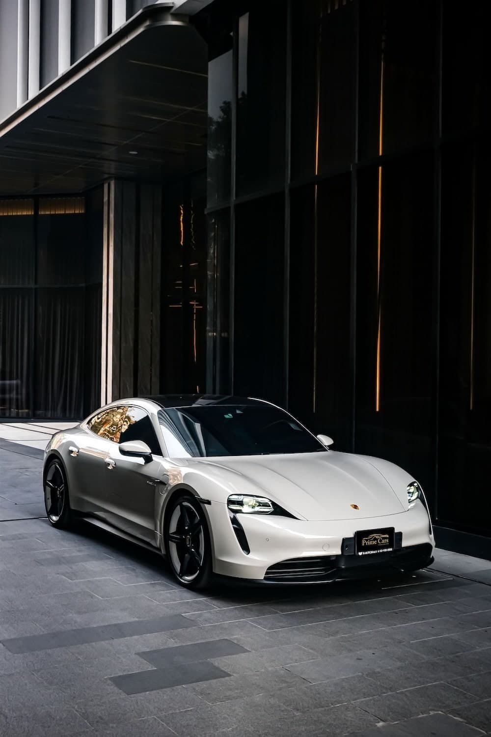 Porsche Taycan 2